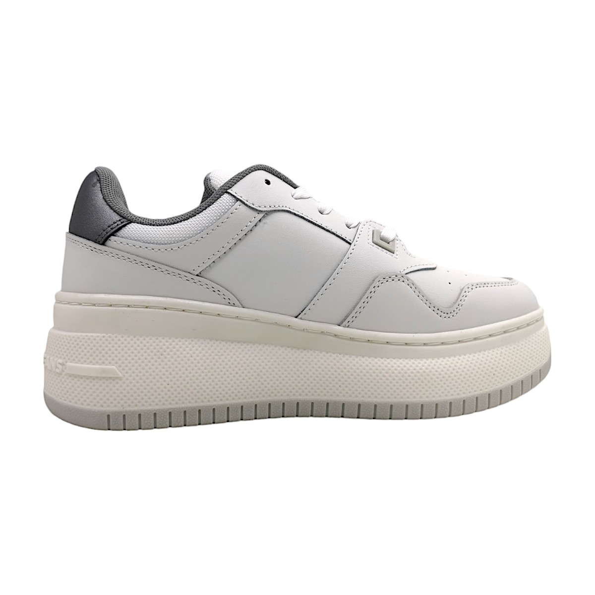 Tommy Hilfiger Retro Basket Platform EN0EN02607/YBL Weiß YBL white