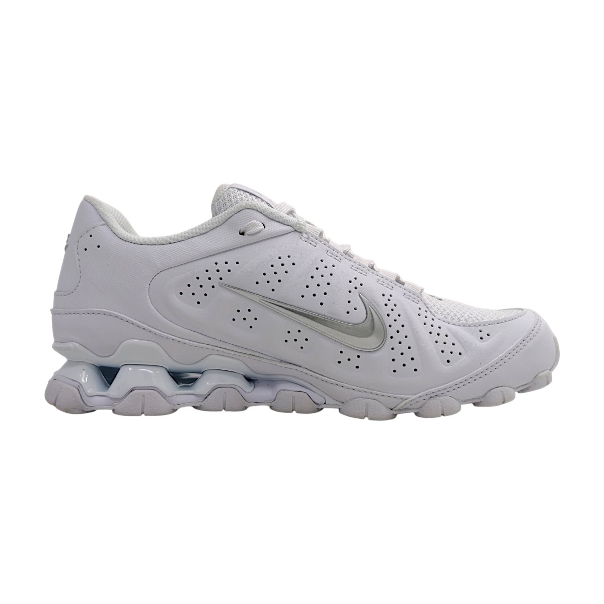 Nike Reax 8 NSW IR1458-102 Weiß white/metallic silver 102