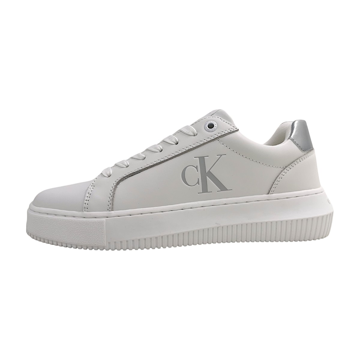 Calvin Klein Damenschuhe Für lose Einlagen sportlicher Schnürer Weiß Calvin Klein Damenschuhe Für lose Einlagen sportlicher Schnürer Weiß
