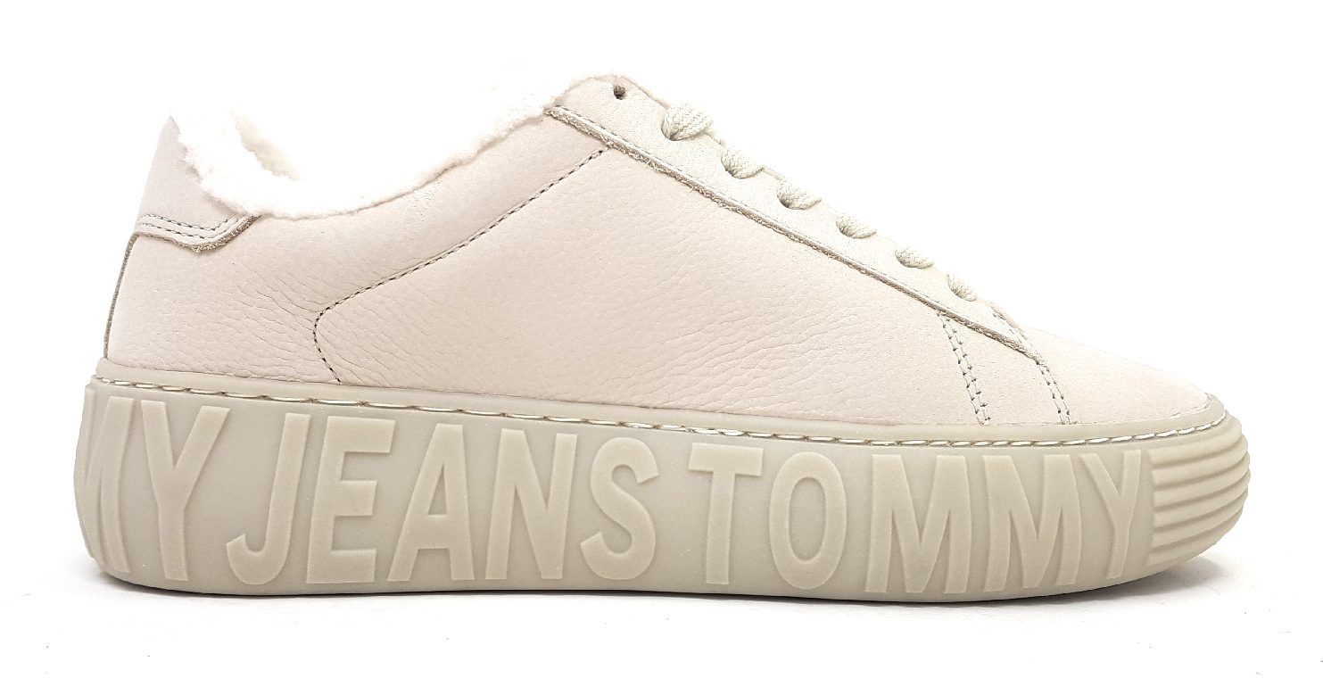 Tommy Hilfiger New Cupsole Leat WL EN0EN2274AEV Weiß AEV- Bleached Stone Tommy Hilfiger New Cupsole Leat WL EN0EN2274AEV Weiß AEV- Bleached Stone