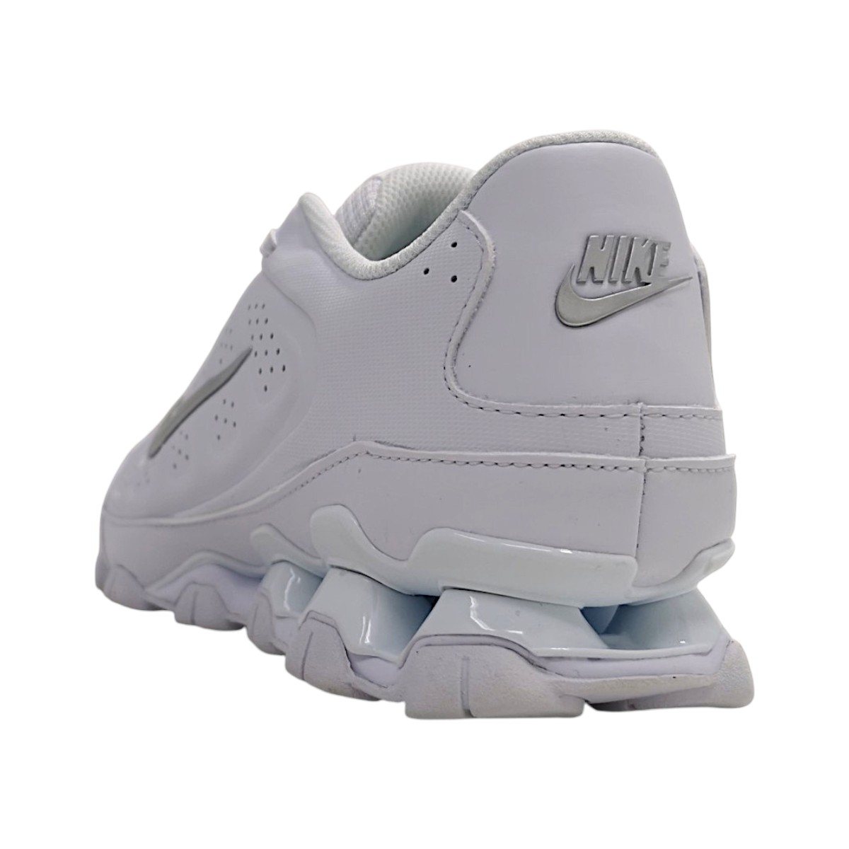 Nike Reax 8 NSW IR1458-102 Weiß white/metallic silver 102