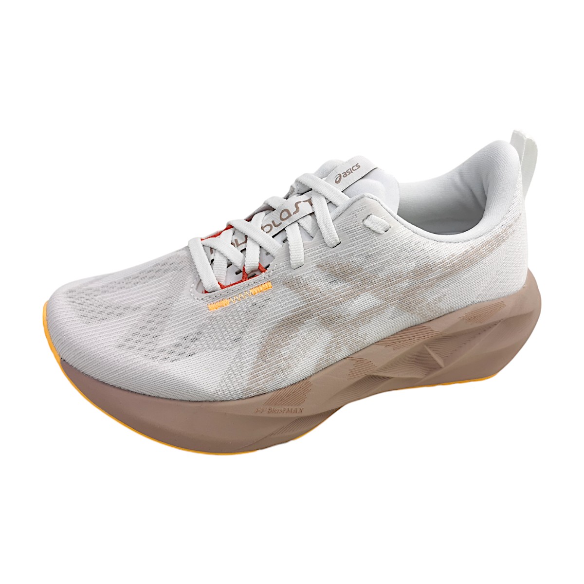 Asics Novablast 5 1012B765 Weiß white/fawn 102